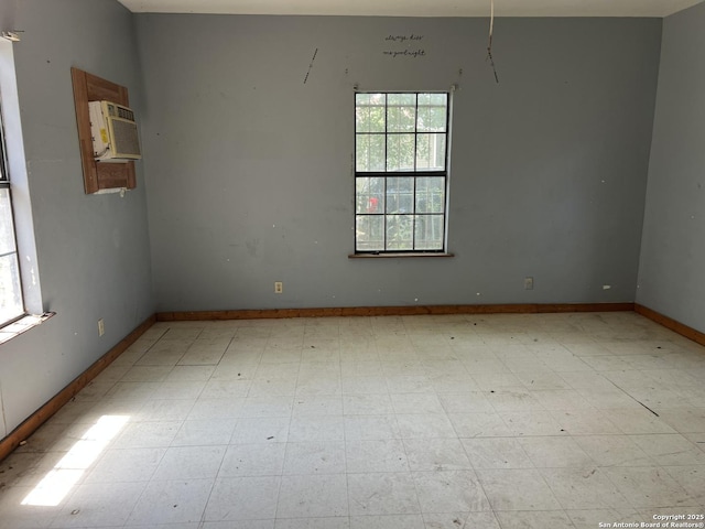 310 N Gevers, San Antonio, TX 78202 - unfurnished room featuring light floors and baseboards