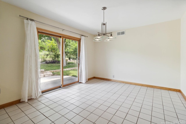 4722 Hollyridge, San Antonio, TX 78228 - unfurnished room with baseboards and a chandelier