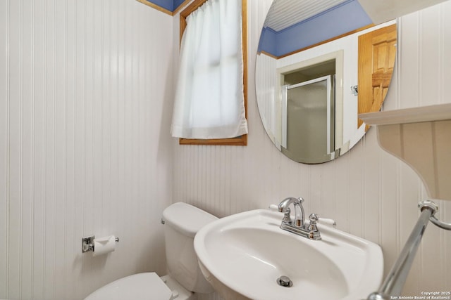 4722 Hollyridge, San Antonio, TX 78228 - full bathroom featuring a sink and an enclosed shower