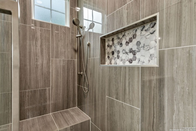 9911 Loma Alta Cir, Converse, TX 78109 - full bath with a tile shower
