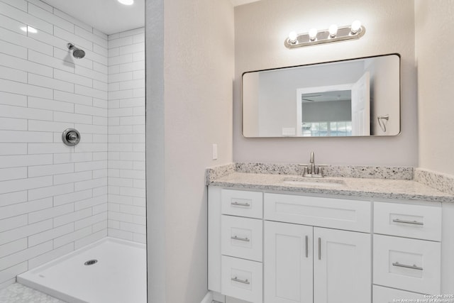 2738 Ravina, San Antonio, TX 78222 - bathroom with a tile shower and vanity