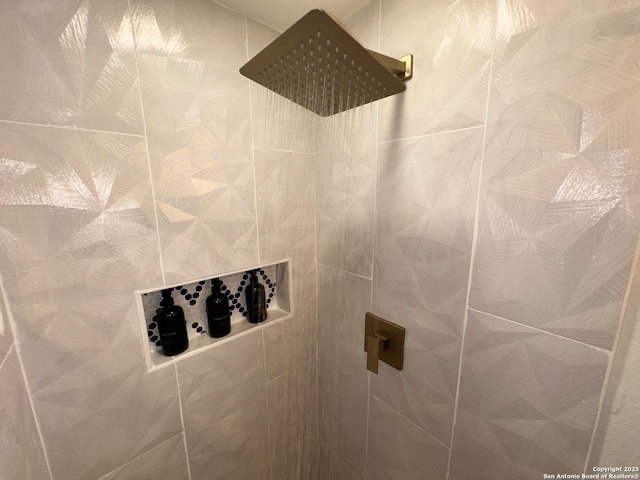 414 Clower, San Antonio, TX 78212 - bathroom view of tiled shower