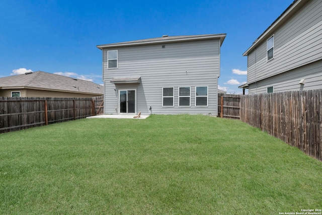 12810 Olson Pt, San Antonio, TX 78252 - rear view of property featuring a fenced backyard and a patio area
