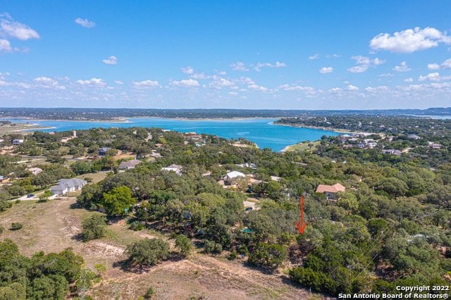933 Parkview Loop, Canyon Lake, TX 78133