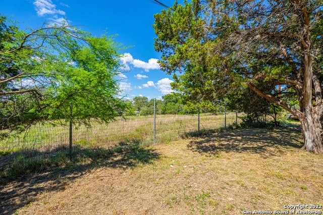 933 Parkview Loop, Canyon Lake, TX 78133