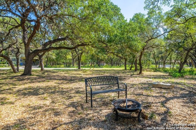 933 Parkview Loop, Canyon Lake, TX 78133