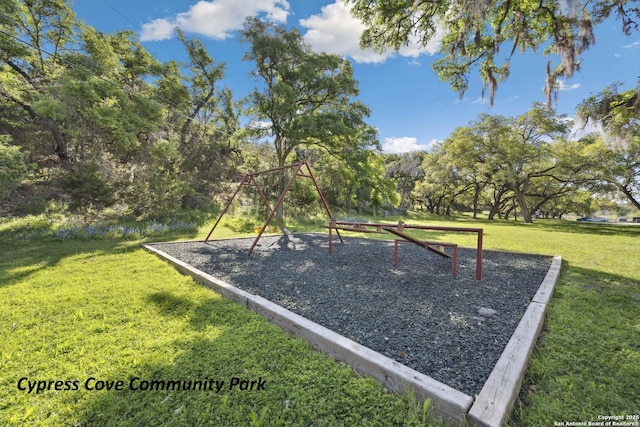 1062 Winding Creek Trl, Spring Branch, TX 78070