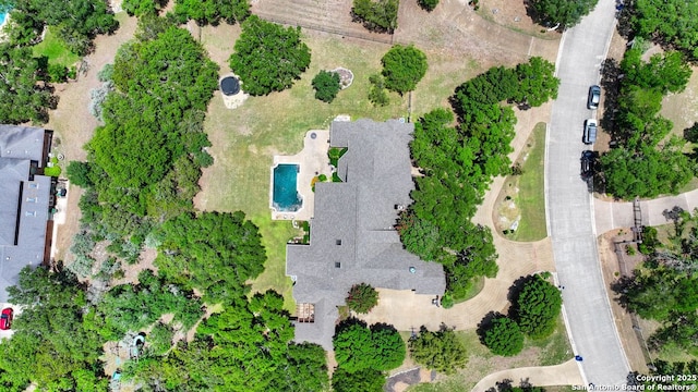 5 Remington, San Antonio, TX 78258 - aerial view of property and surrounding area with a pool