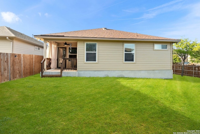 15102 Field Sparrow, San Antonio, TX 78253 - rear view of property featuring a ceiling fan and a fenced backyard