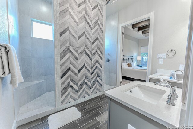 29519 Elkhorn, Fair Oaks Ranch, TX 78015 - ensuite bathroom featuring a walk in shower and vanity