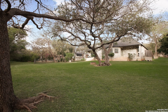 109 Trailcrest, Hollywood Park, TX 78232 - view of grassy yard