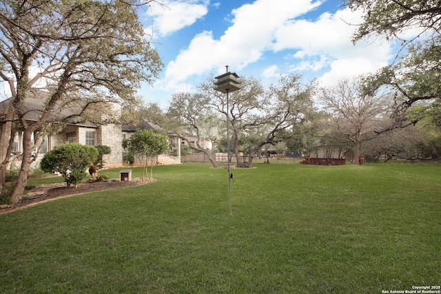 109 Trailcrest, Hollywood Park, TX 78232 - view of grassy yard