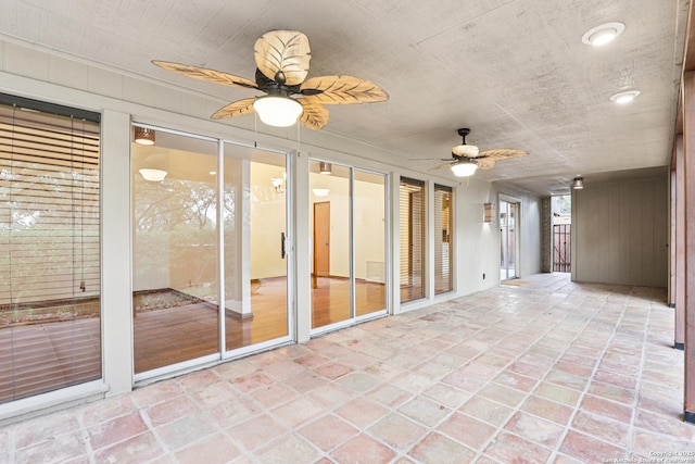12010 Arms Way, Live Oak, TX 78233 - unfurnished sunroom with ceiling fan