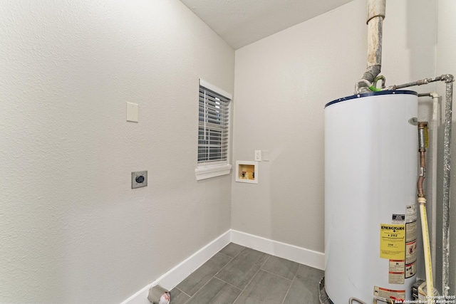 1806 W Mistletoe Ave, San Antonio, TX 78201 - washroom with water heater, hookup for an electric dryer, and washer hookup