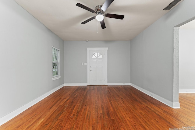 1806 W Mistletoe Ave, San Antonio, TX 78201 - entrance foyer with wood finished floors, plenty of natural light, and a ceiling fan