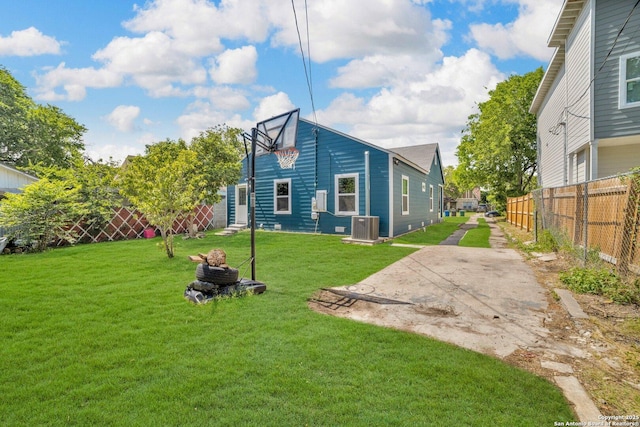 1410 Hicks Ave, San Antonio, TX 78210 - rear view of house with a patio area