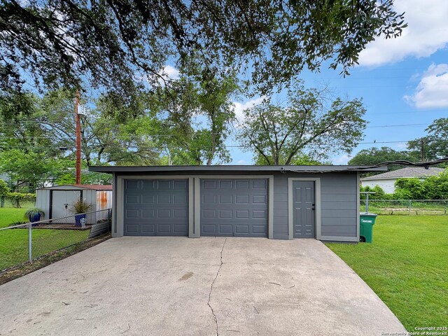 543 Cosgrove, San Antonio, TX 78210 - view of garage