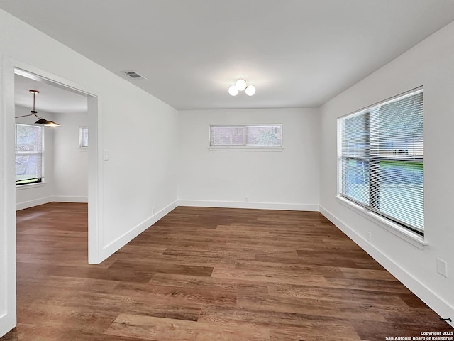 543 Cosgrove, San Antonio, TX 78210 - empty room featuring wood finished floors and baseboards
