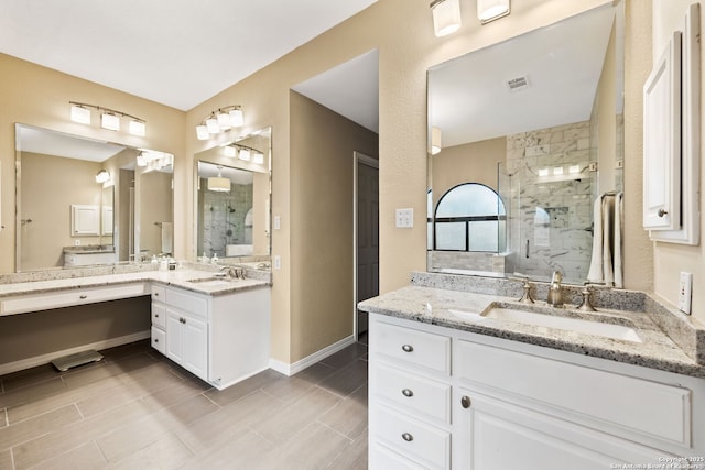 7 Mcinnis, Bulverde, TX 78163 - full bath with a shower stall and two vanities