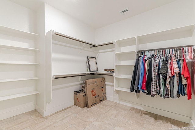 114 Mokukua Ln, Bastrop, TX 78602 - view of spacious closet