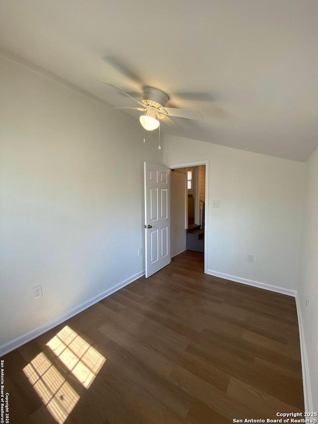 646 N San Eduardo, San Antonio, TX 78228 - empty room with dark wood-style flooring and ceiling fan