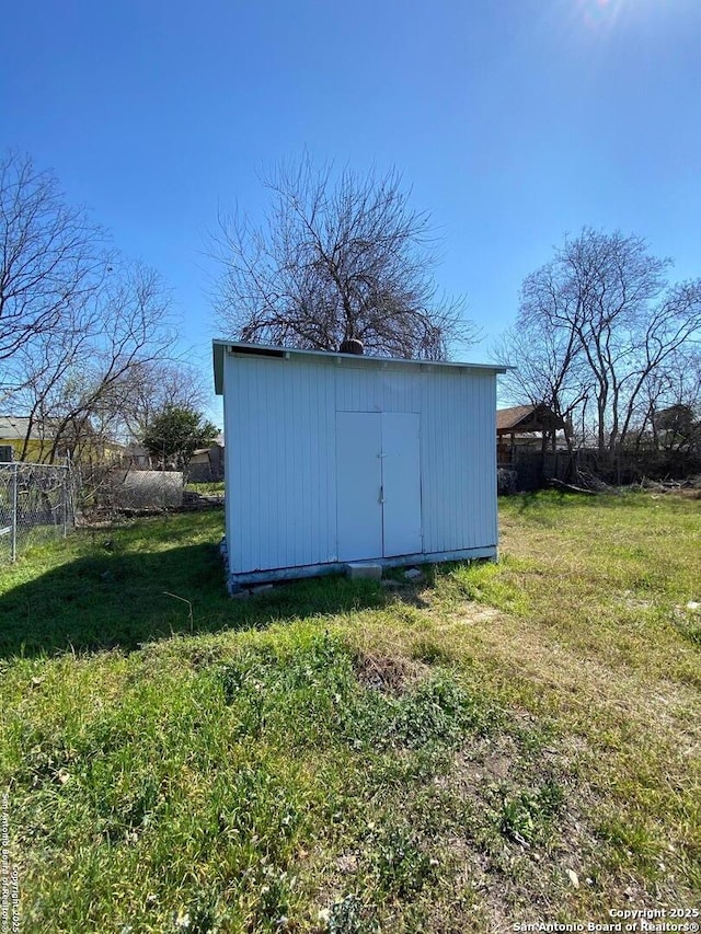646 N San Eduardo, San Antonio, TX 78228 - view of shed