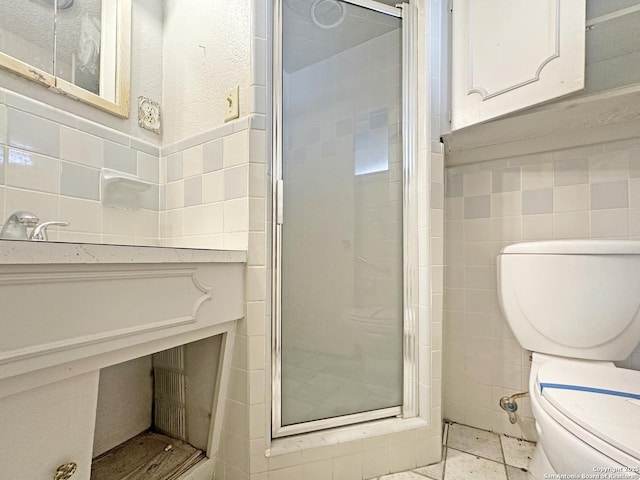 3923 Maxine, San Antonio, TX 78228 - full bath featuring tile walls, a shower stall, and vanity