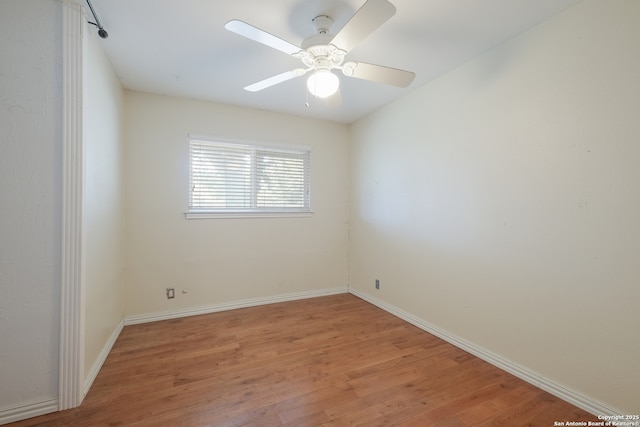 6914 Glen Gate, San Antonio, TX 78239 - empty room featuring light wood-type flooring and a ceiling fan