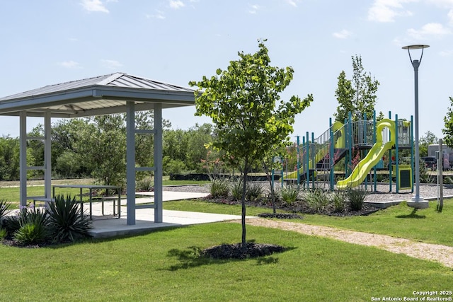 4811 Pico Pico St, San Antonio, TX 78222 - surrounding community with a gazebo and a lawn