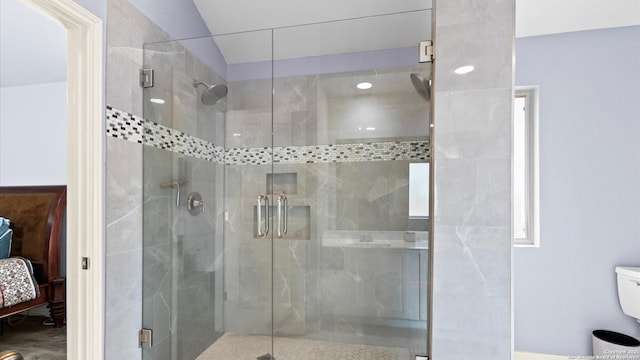 1238 Sugar Land, New Braunfels, TX 78130 - ensuite bathroom featuring a shower stall and toilet