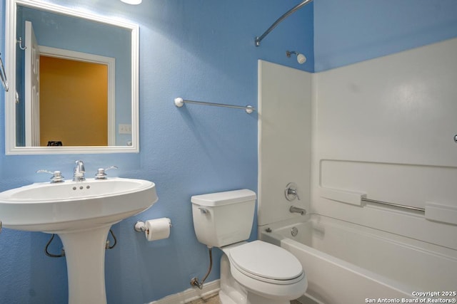 201 Cibolo Xing, Boerne, TX 78006 - full bath with toilet and bathing tub / shower combination