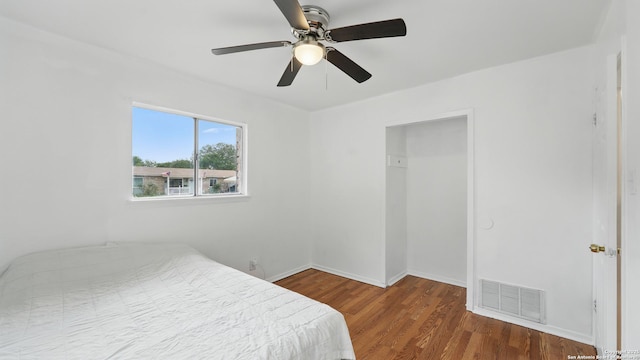 1029 Valley Frg, Schertz, TX 78154 - bedroom featuring wood finished floors and ceiling fan