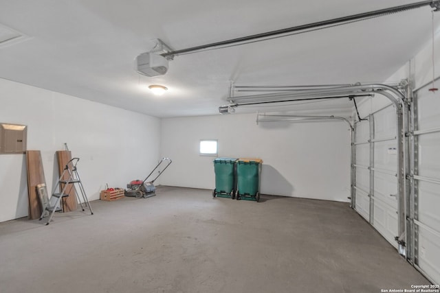 426 E Lindbergh, Universal City, TX 78148 - garage with a garage door opener and electric panel