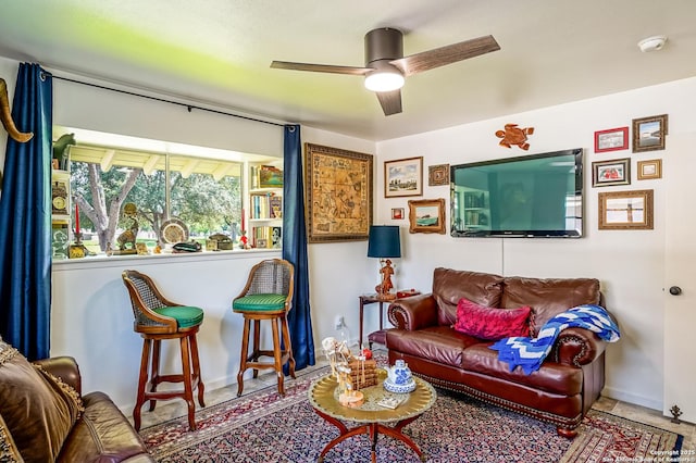 505 Winfield Blvd, Windcrest, TX 78239 - living area with ceiling fan and baseboards