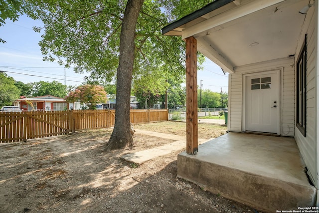 211 Sylvia, San Antonio, TX 78237 - view of yard with a patio