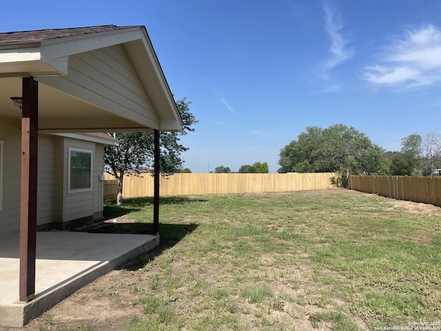 812 33rd St, Hondo, TX 78861 - view of yard with a patio