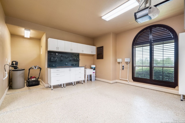1437 Decanter, New Braunfels, TX 78132 - garage with baseboards