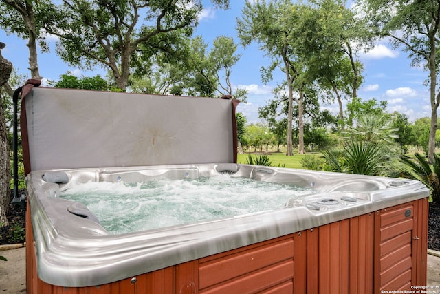 1437 Decanter, New Braunfels, TX 78132 - view of patio / terrace featuring a hot tub