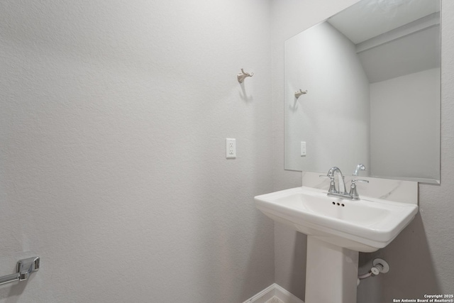 315 Bundy, San Antonio, TX 78220 - view of bathroom