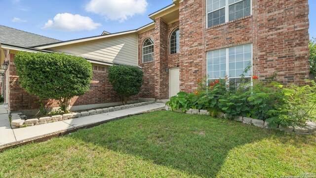 2166 Jolie, New Braunfels, TX 78130 - view of grassy yard