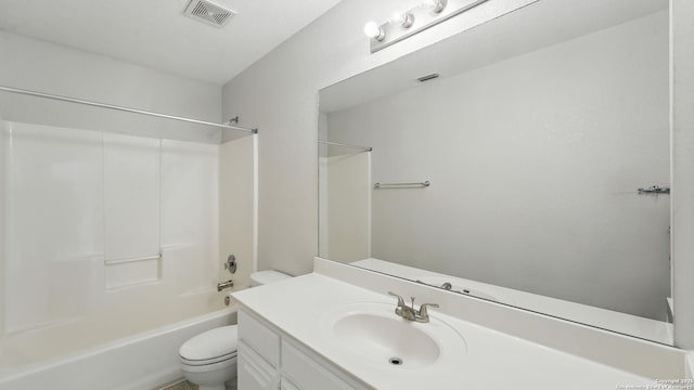 2166 Jolie, New Braunfels, TX 78130 - full bathroom with vanity and washtub / shower combination