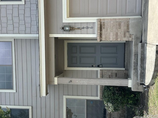 4606 Gambels Quail, Converse, TX 78109 - exterior view of board and batten siding