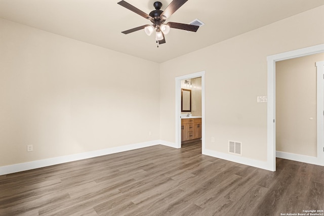 304 Riley Way, Kerrville, TX 78028 - unfurnished room featuring wood finished floors and a ceiling fan