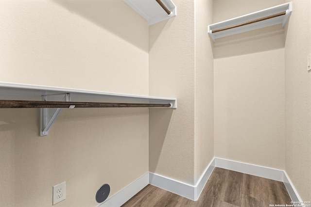 304 Riley Way, Kerrville, TX 78028 - walk in closet featuring wood finished floors