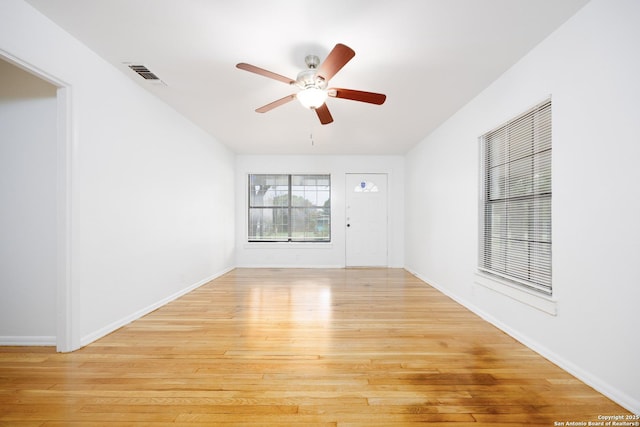 251 Serna, San Antonio, TX 78218 - empty room featuring light wood-style flooring and a ceiling fan