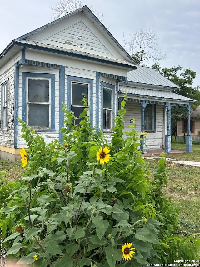 316 W Seideman St, Seguin, TX 78155 - view of front of property