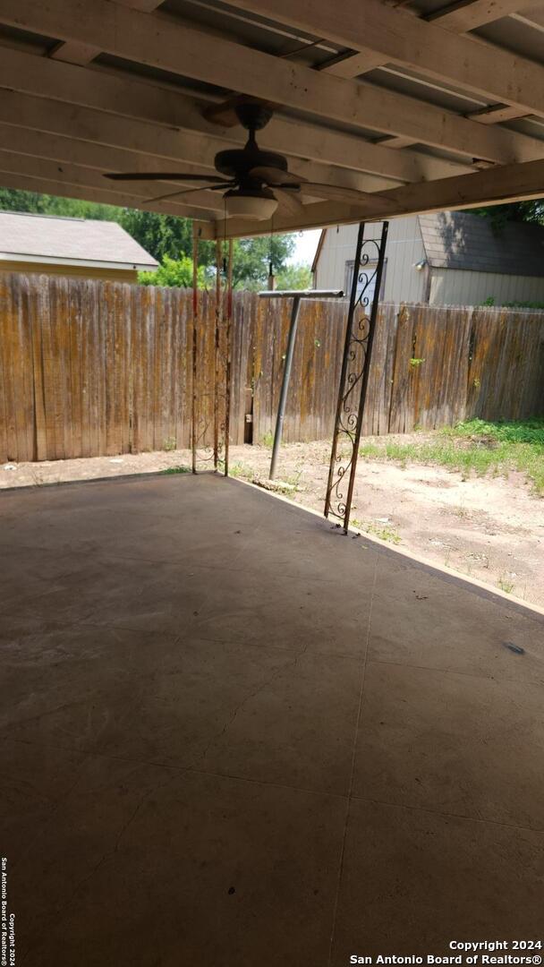 1826 Laven Dr, San Antonio, TX 78228 - view of patio with a ceiling fan