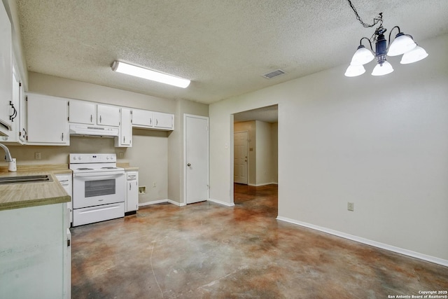 105 Apache, Cibolo, TX 78108 - kitchen featuring white electric range, under cabinet range hood, concrete floors, a textured ceiling, and a chandelier