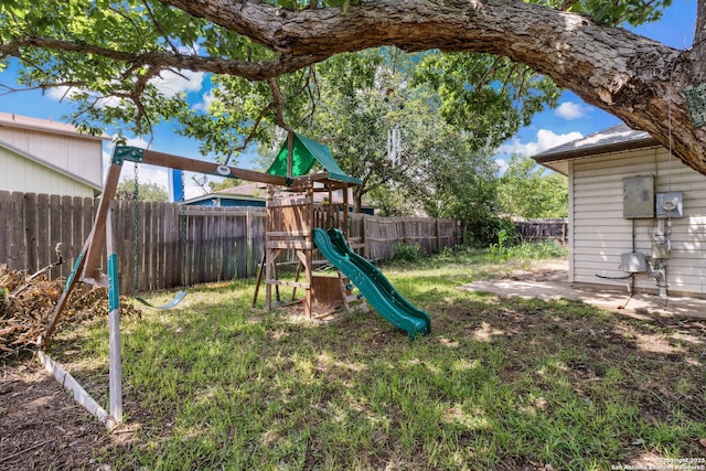 7643 Heathridge, San Antonio, TX 78250 - view of play area with a fenced backyard