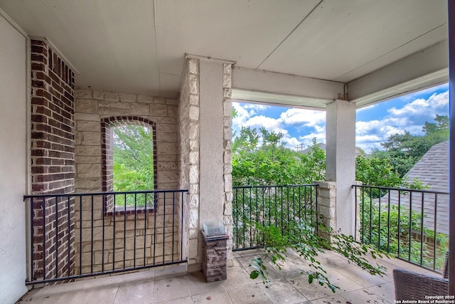 5938 Akin Song, San Antonio, TX 78261 - patio / terrace featuring a grill